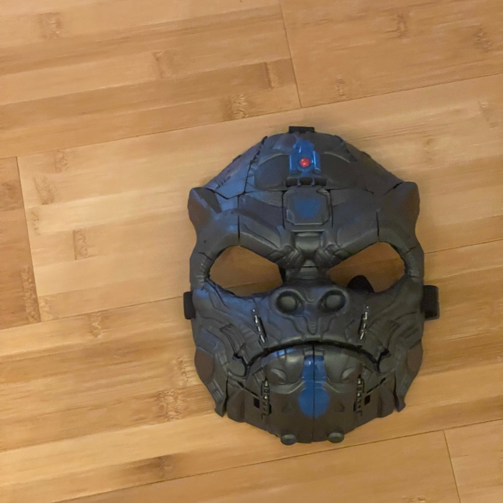 Transformer - Picture 8 of 8